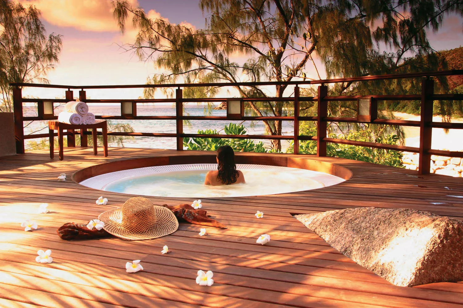 pacote-lua-mel-constance-lemuria-ilhas-seychelles